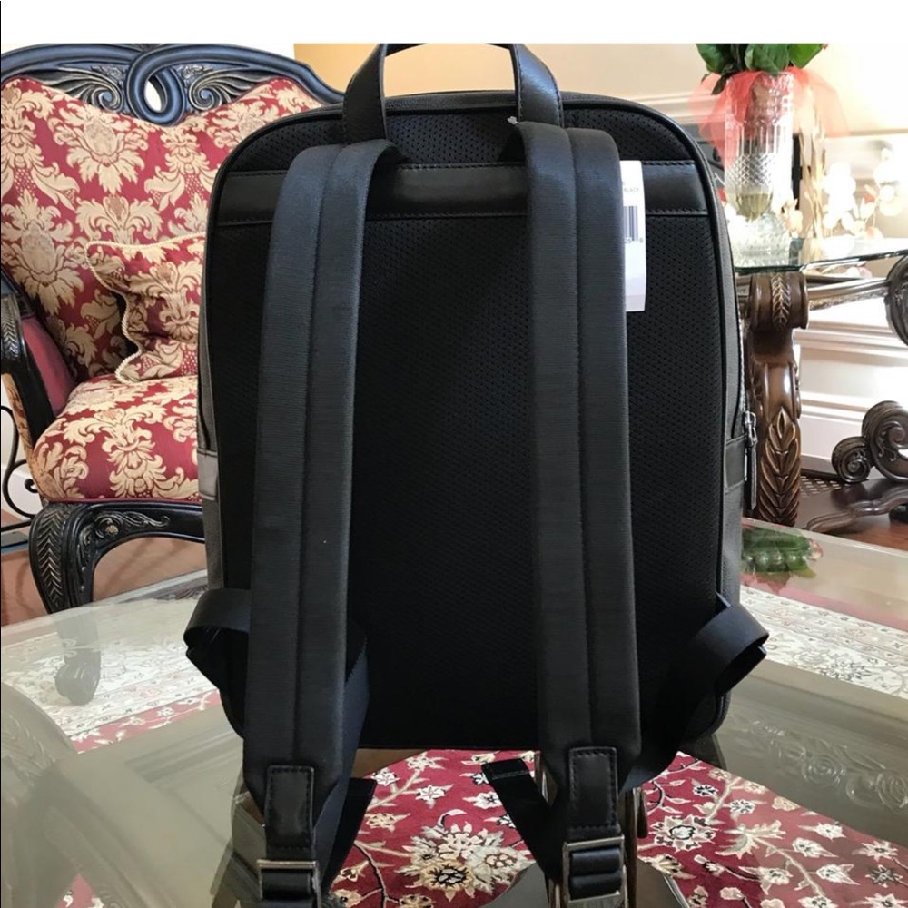 Nwt Michael Kors studded men’s signature backpack - Picture 2 of 8